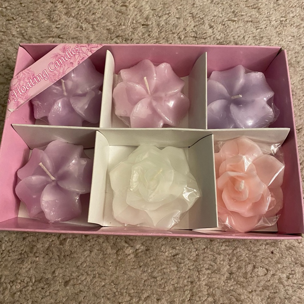 Floating candles